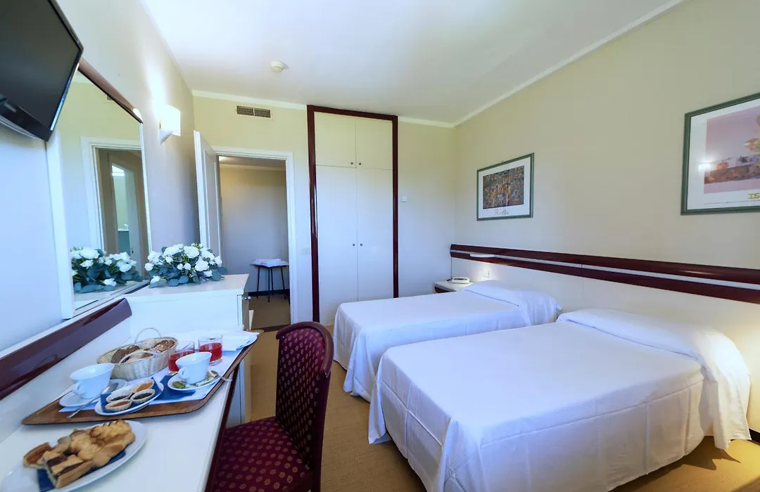 Hotel Fabricia-1