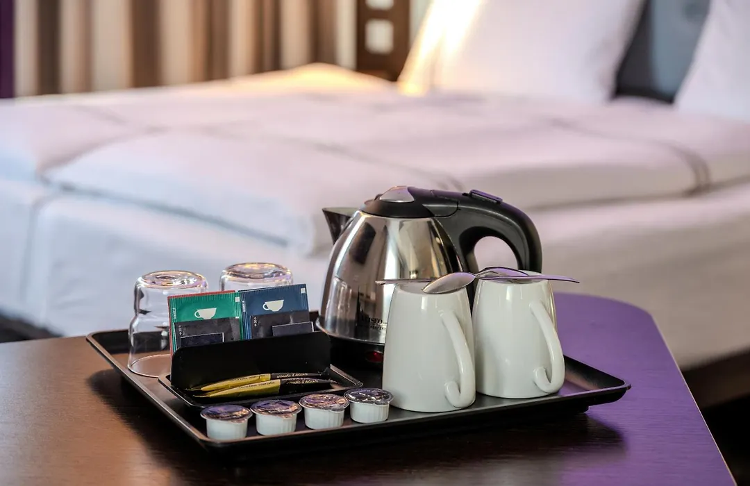 Premier Inn Köln City Mediapark-1