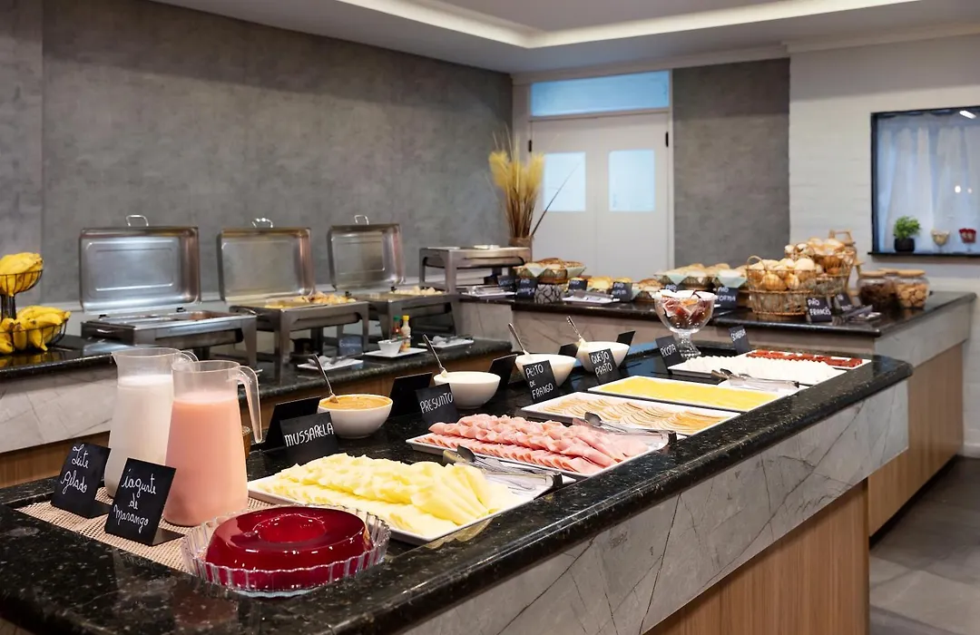 Miramar Hotel-1