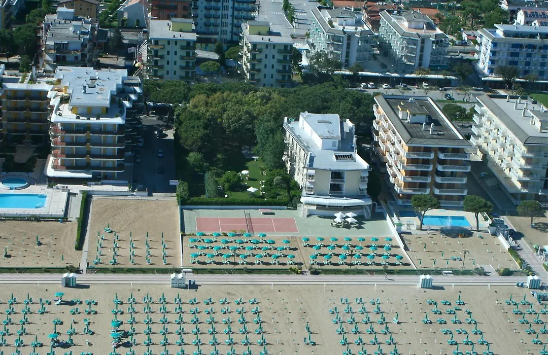 Hotel Janeiro Frontemare-1