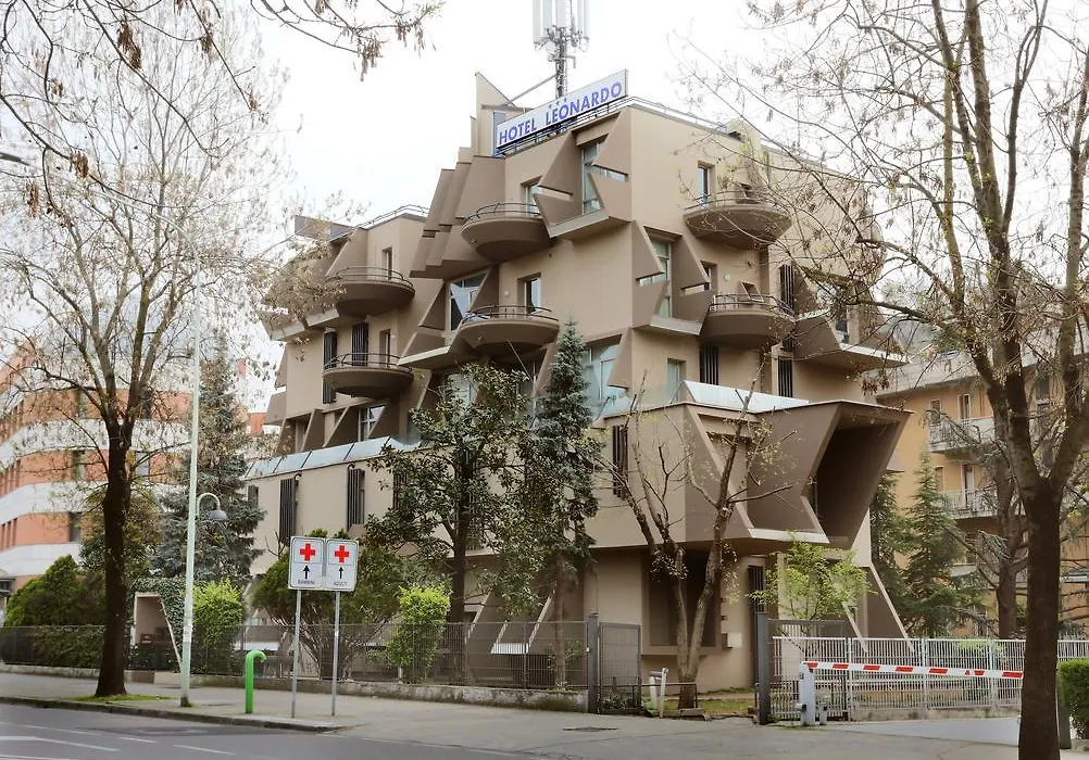 Hotel Leonardo-1