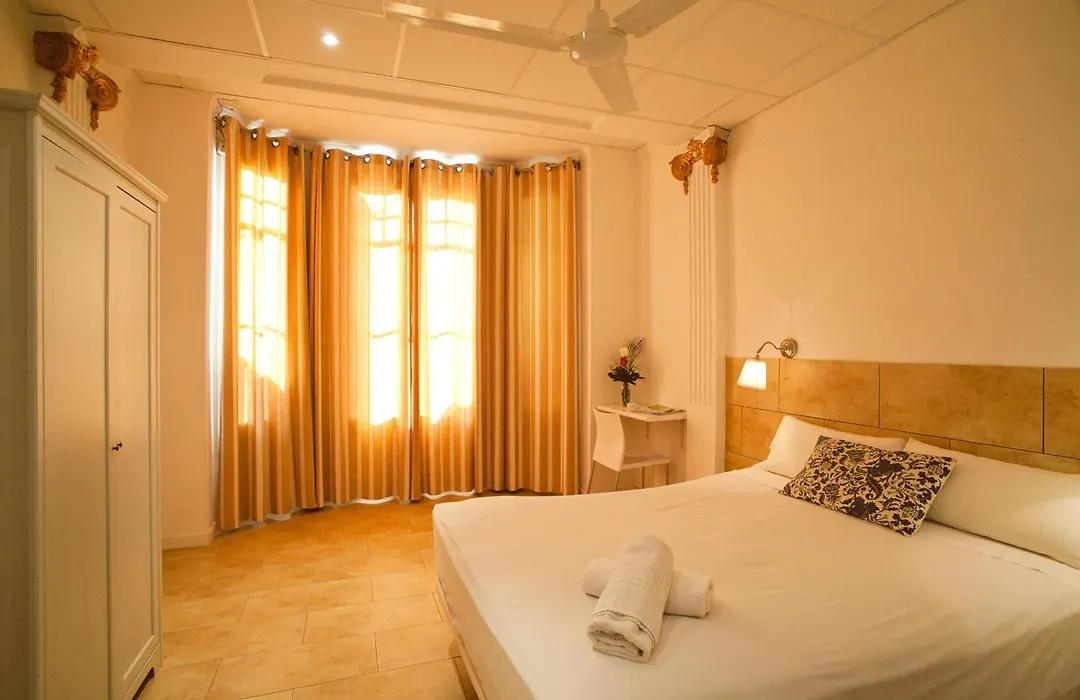Hostal Martinval-1