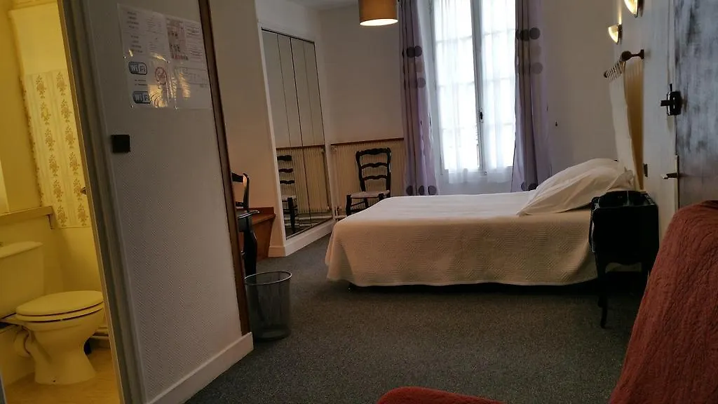 Hotel A Notre Dame-1