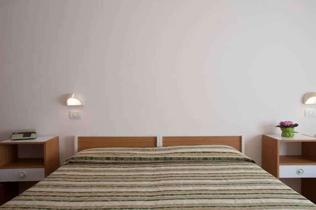 Hotel Cecco-1