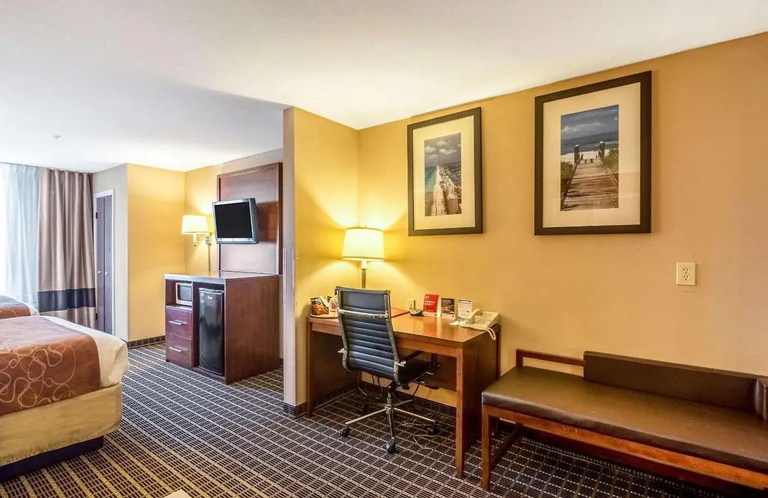 Comfort Suites-1
