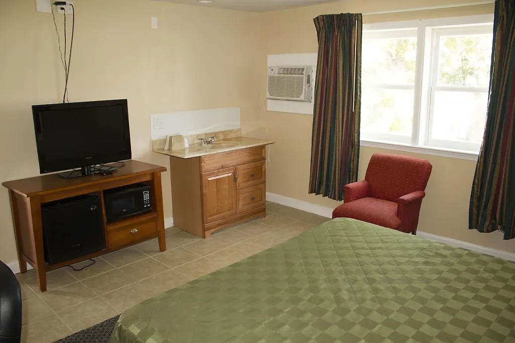 Budget Inn-1