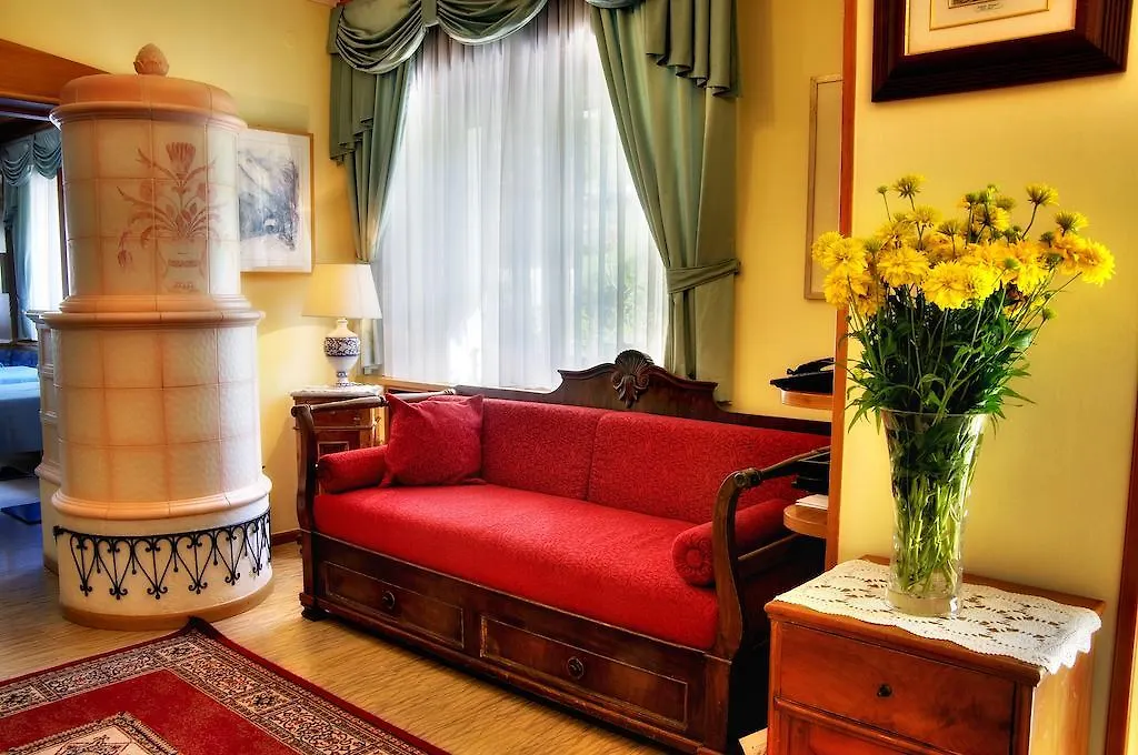 Albergo Miramonti-1