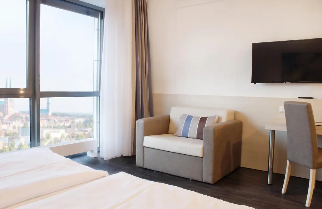 Viva Hotel Lübeck-1