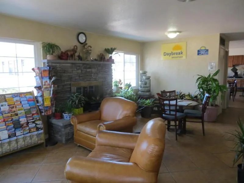 Knights Inn Colorado Springs Central-1