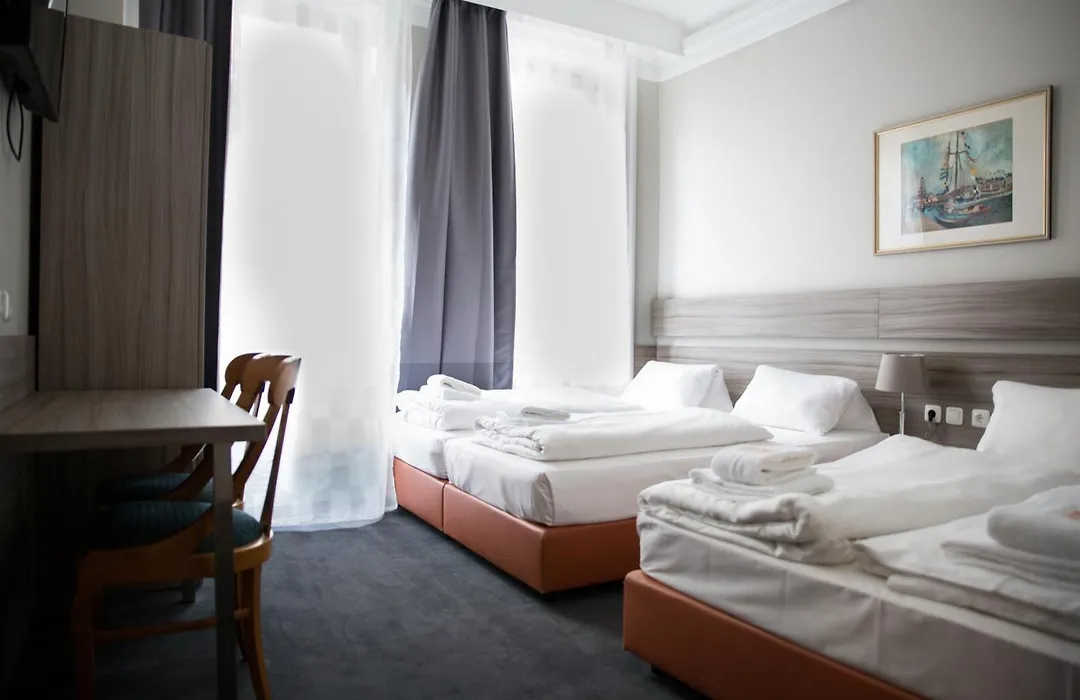 City Hotel - Heefa Ohg-1