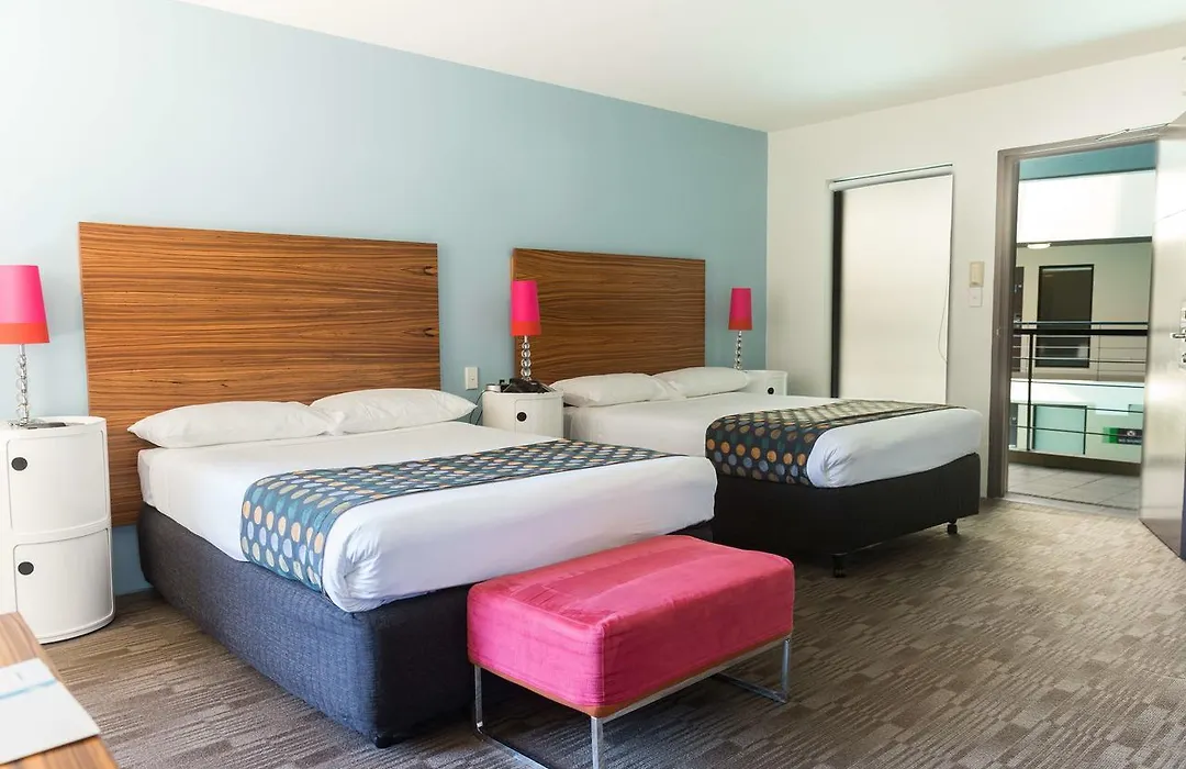 Cambridge Hotel Sydney-1