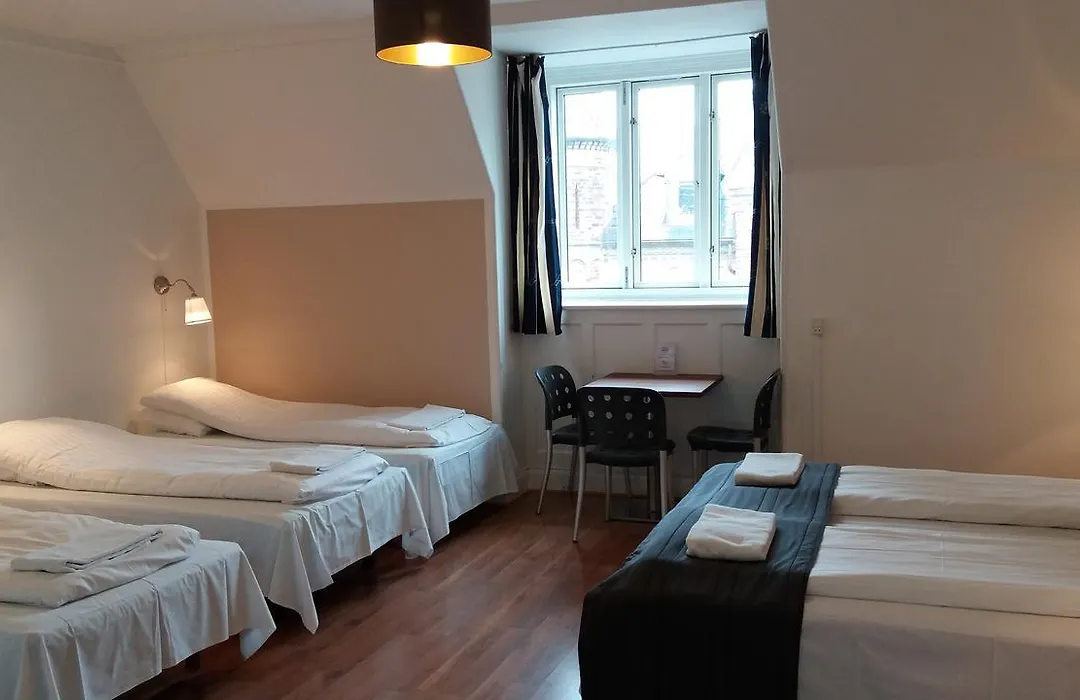 Hotel Loven-1