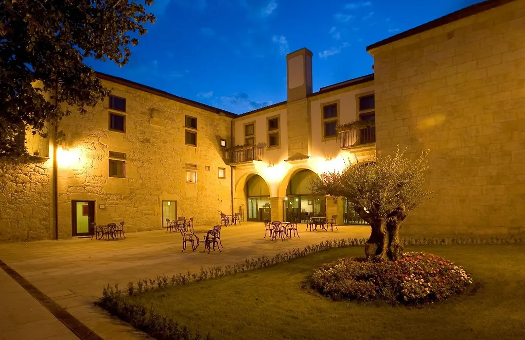 Hotel Pazo de Lestrove by Pousadas de Compostela-1