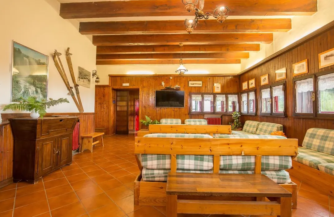 Hotel La Piccola Baita-1