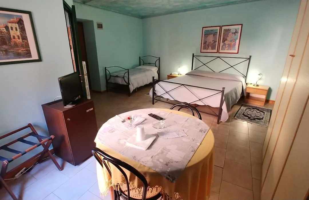 Hotel Centrale-1