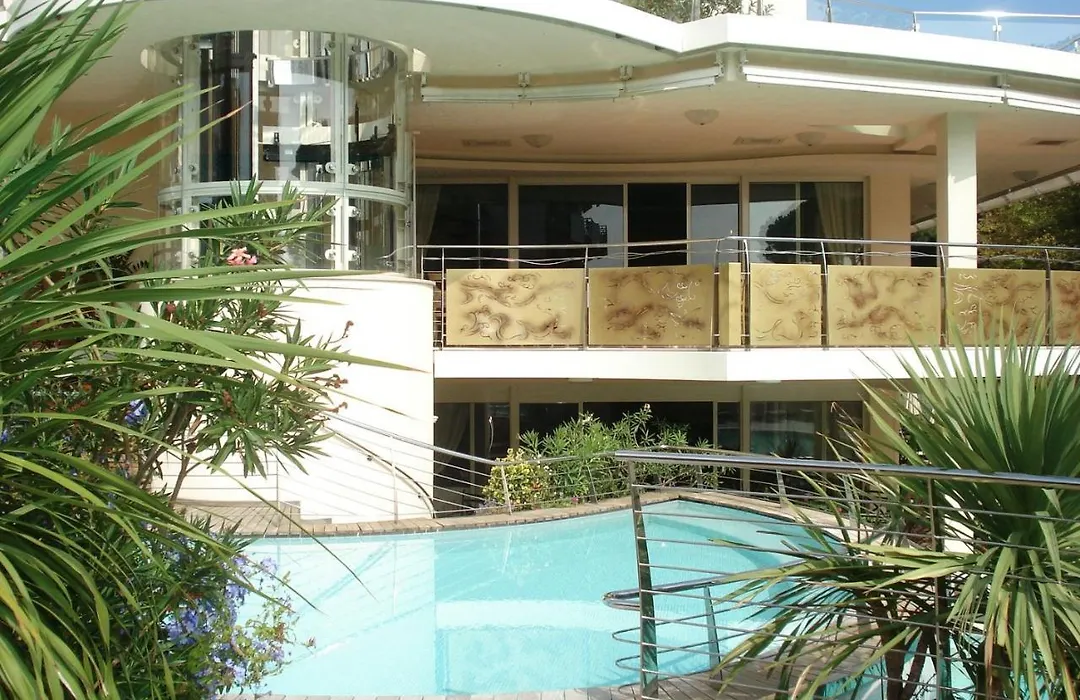 Hotel Garden-1