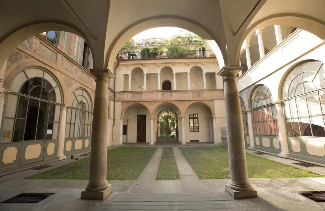B&B Via Stampatori-1