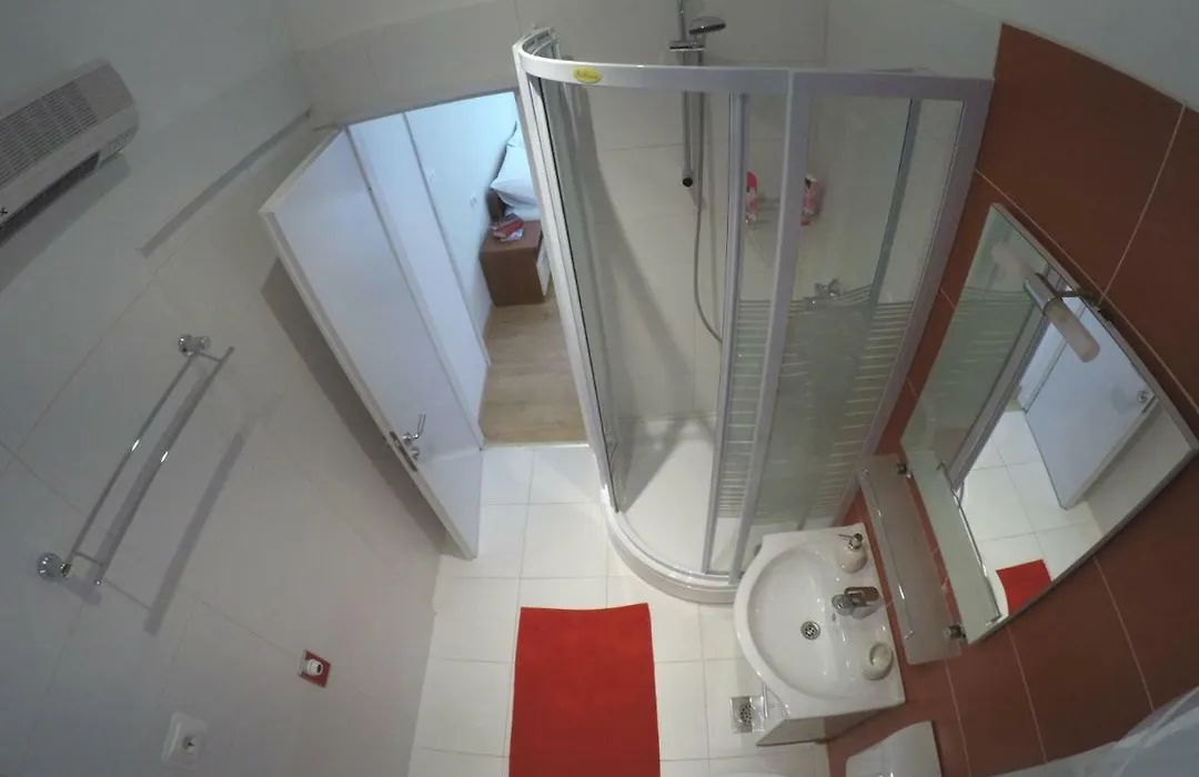 Rooms Gero-1