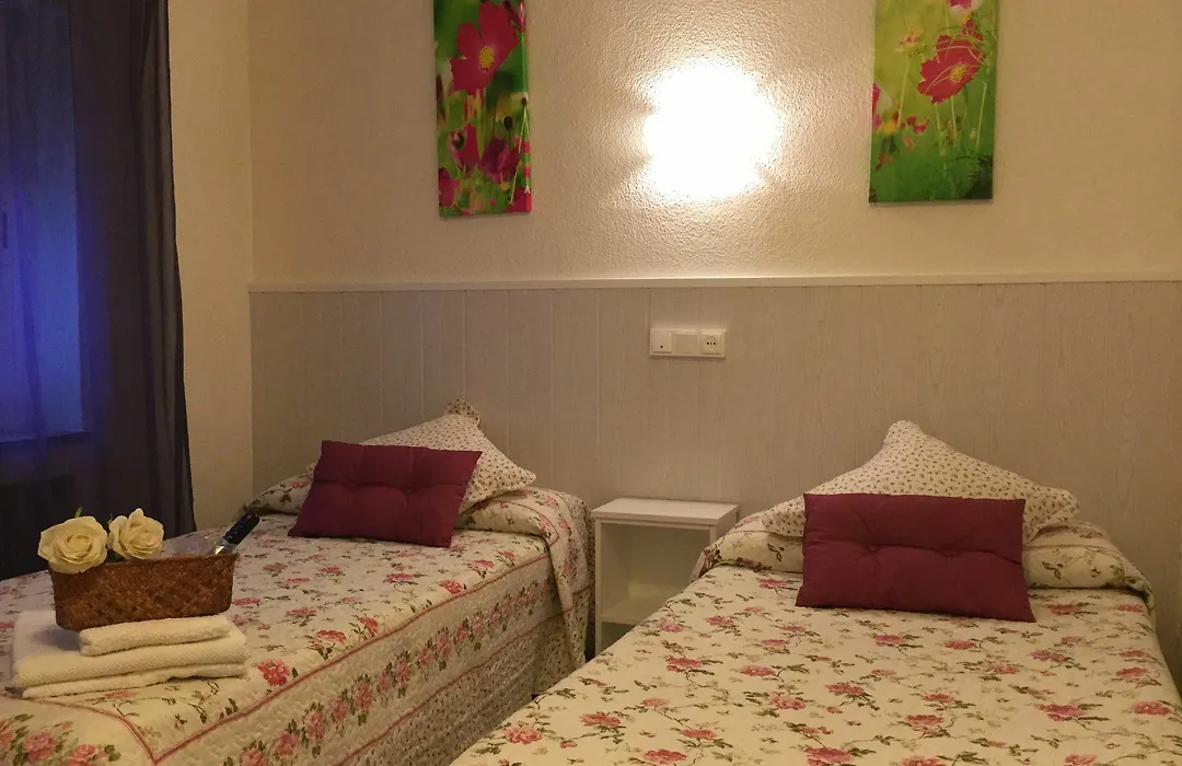 Hostal Albero By Gaiarooms-1