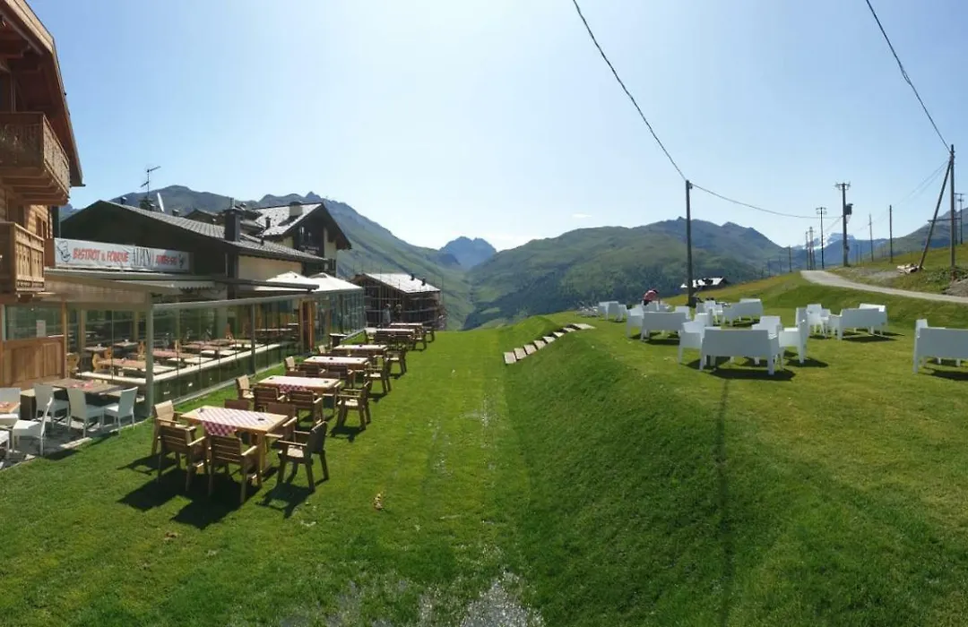 Alpino Lodge Bivio-1