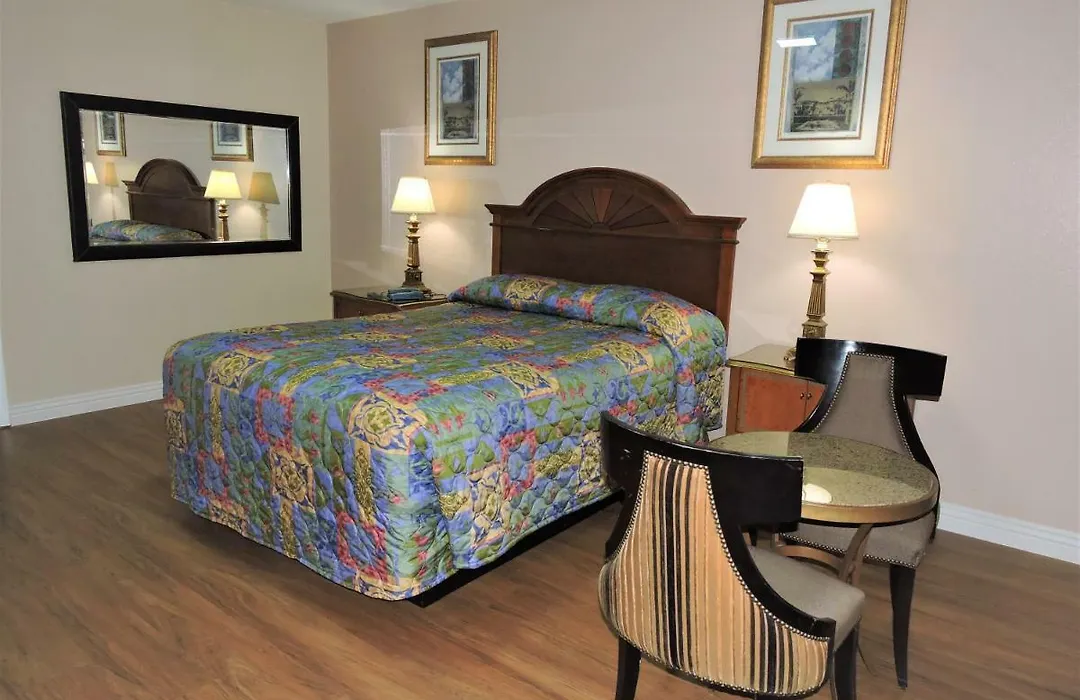 American Inn-1