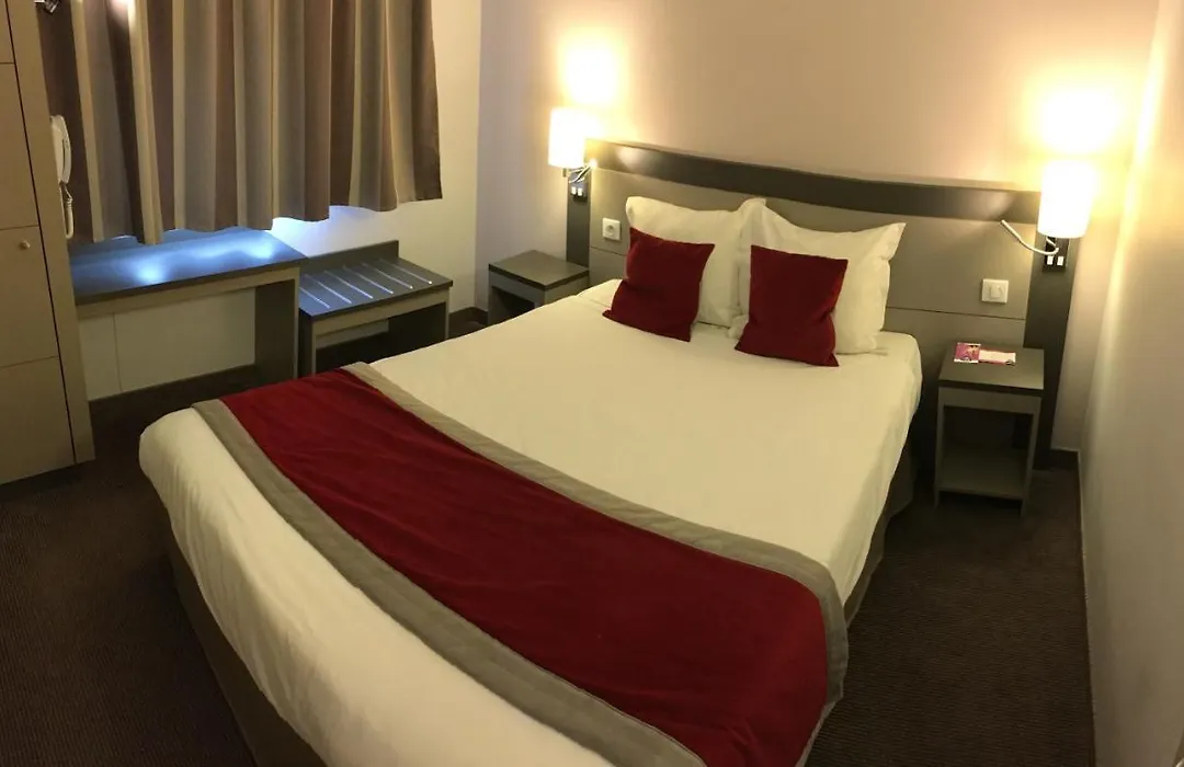 Hotel Akena Aeroport Charles De Gaulle - Saint Witz-1