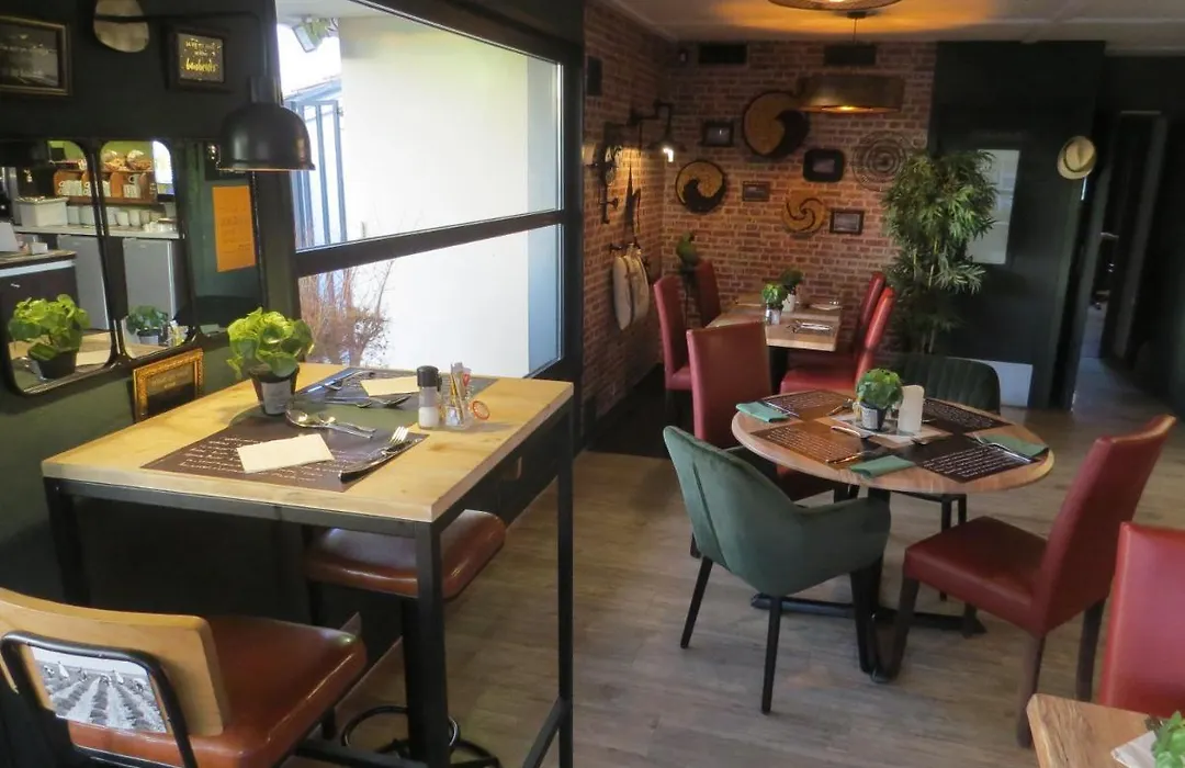 Hotel Kyriad Cap Sud-1