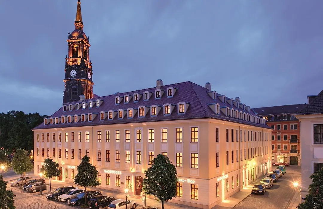 Relais & Chateaux Buelow Palais-1