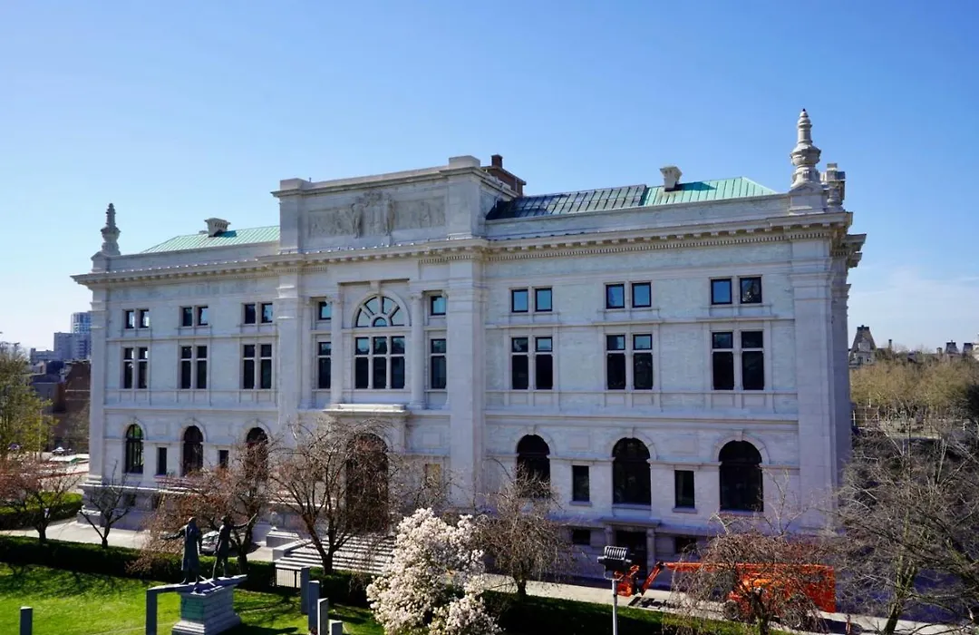 Beaux Arts-1