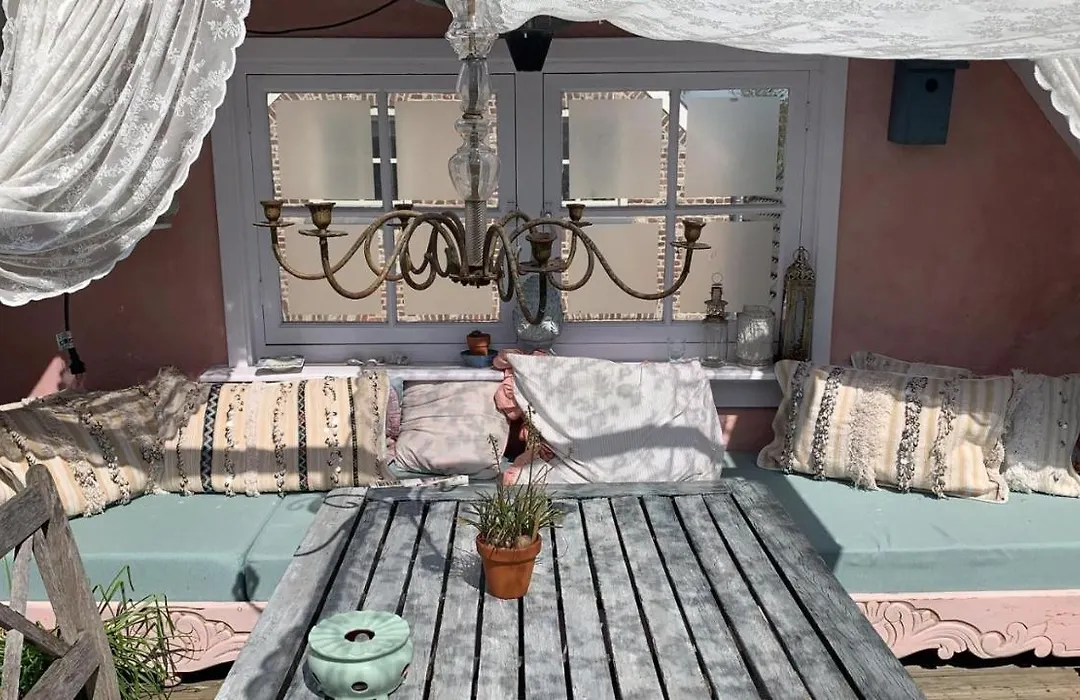 Choco Loca Loft, Bed, Bad & Bol-1