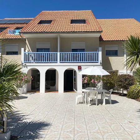 Les Vagues Logis Hôtel-3