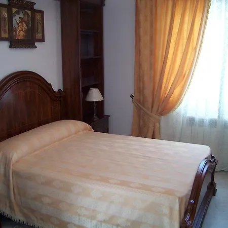 Hostal Cerezo-3