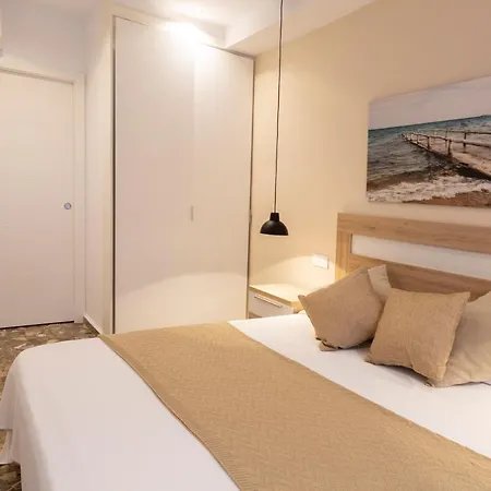 Room Boutique 32-3
