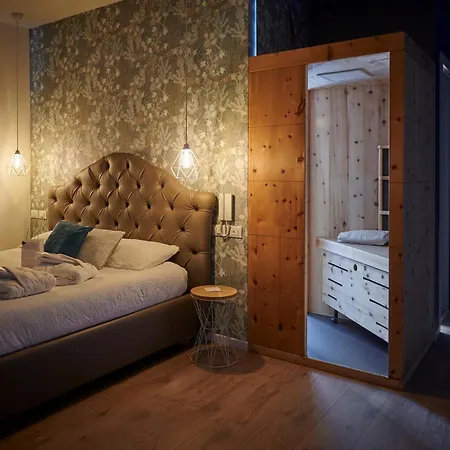 Lainez Rooms & Suites-2