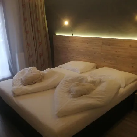 Hotel Schoenblick-3