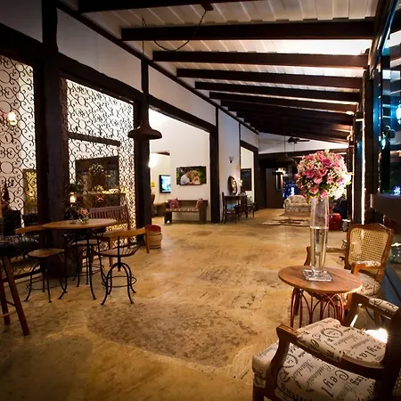 Casa da Quineira Boutique Hotel-2