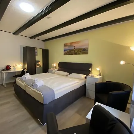 Varel Bay Hotel-2