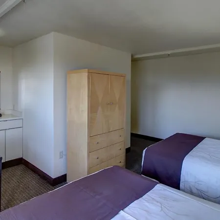 Inlet Tower Hotel & Suites-2