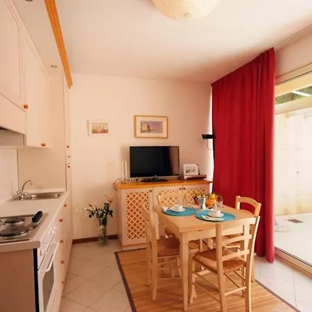 Residence Rex Lo Scoglietto-3