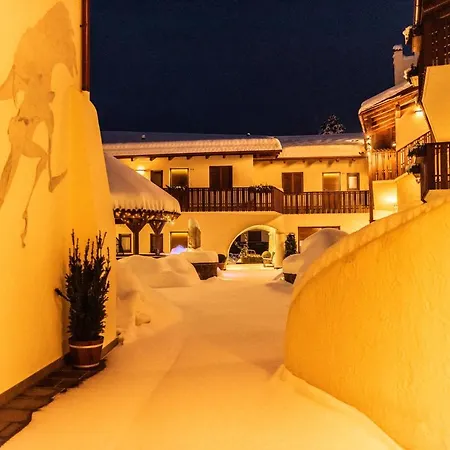 Aparthotel Kastel Seiser Alm-3