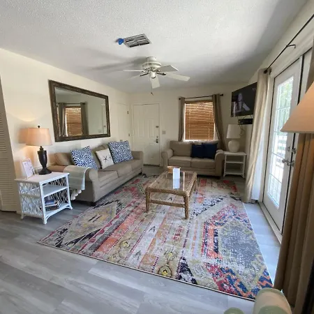 Banana Cabana By Beachside Management-3