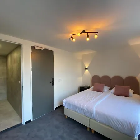 Hotel Bridges House Delft-3