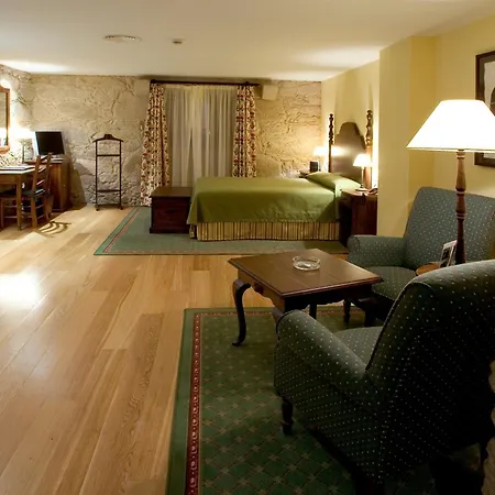 Hotel Pazo de Lestrove by Pousadas de Compostela-3