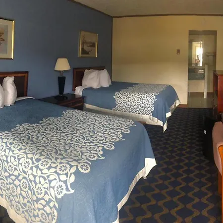 Aderi Hotel Lewisburg-2