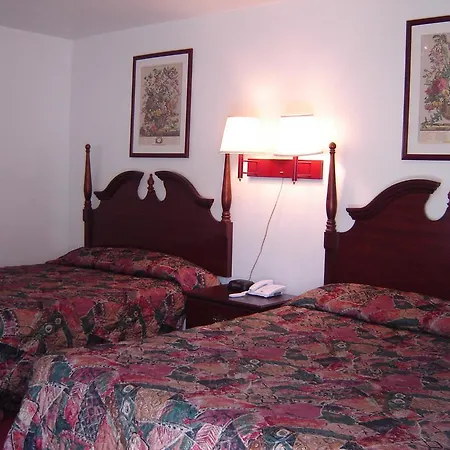 Hershey Travel Inn-3