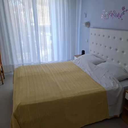 Hotel Marconi Miramare-3