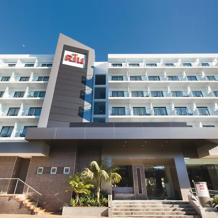Hotel Riu Bravo-2