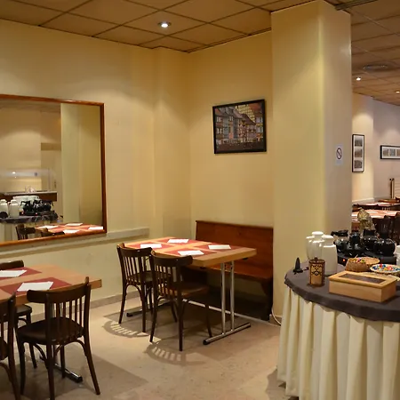 Ibis Styles Strasbourg Centre Republique-3