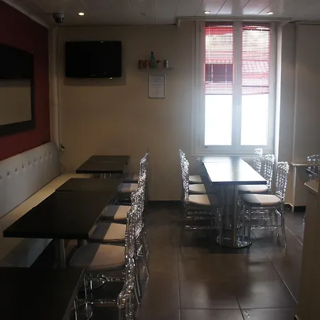 Hôtel D'Anjou-2
