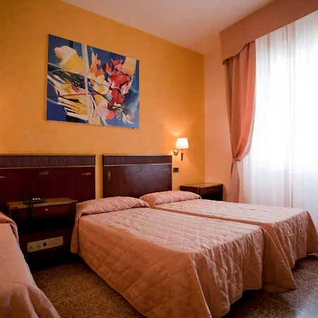 Hotel La Pace-3